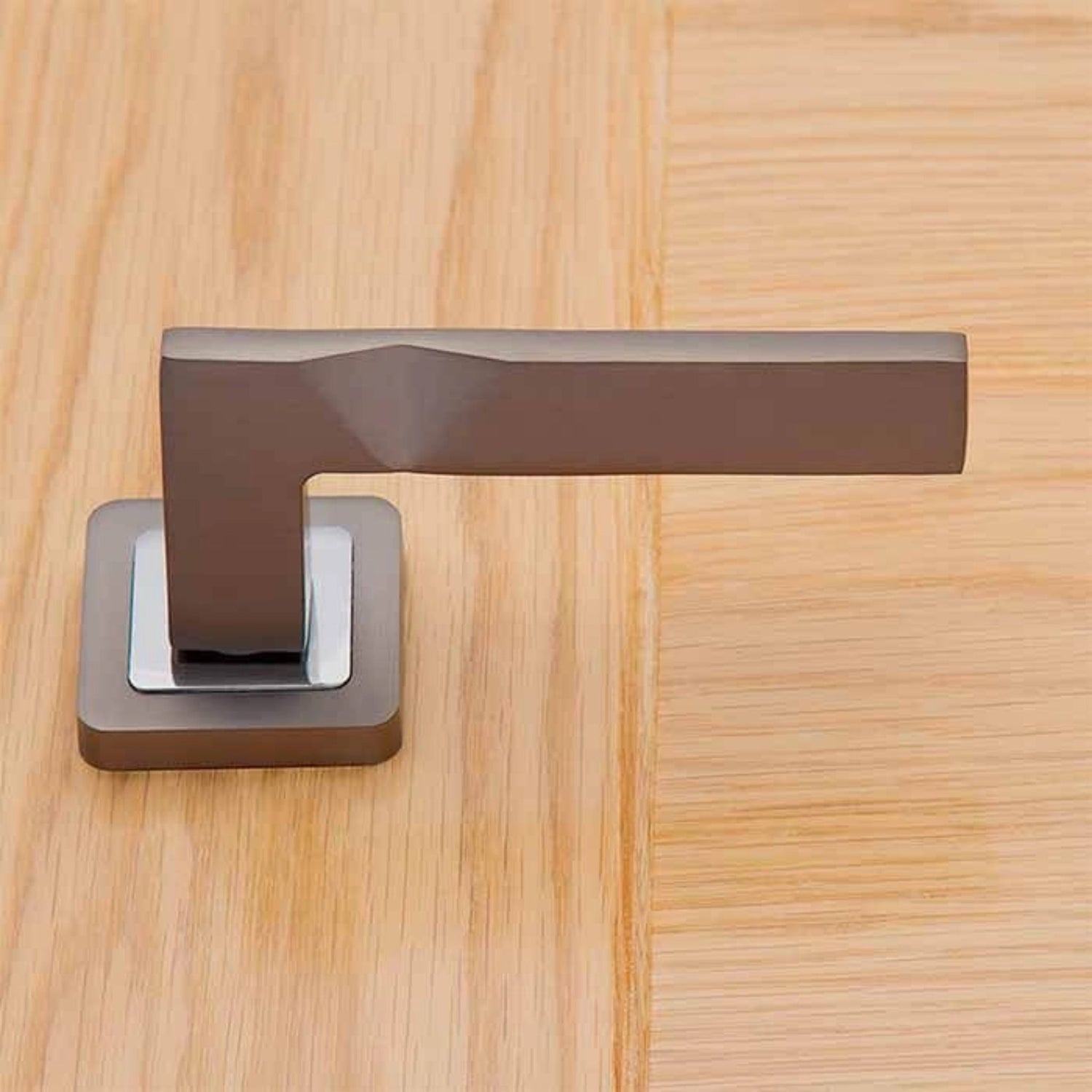 Hadrian Door Lever