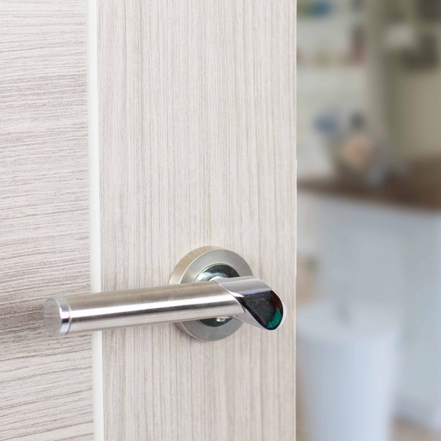 Tunis Lever On Round Rose