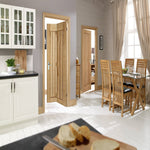 Mexicano Oak Bi-Fold Door - Lifestyle Image 1