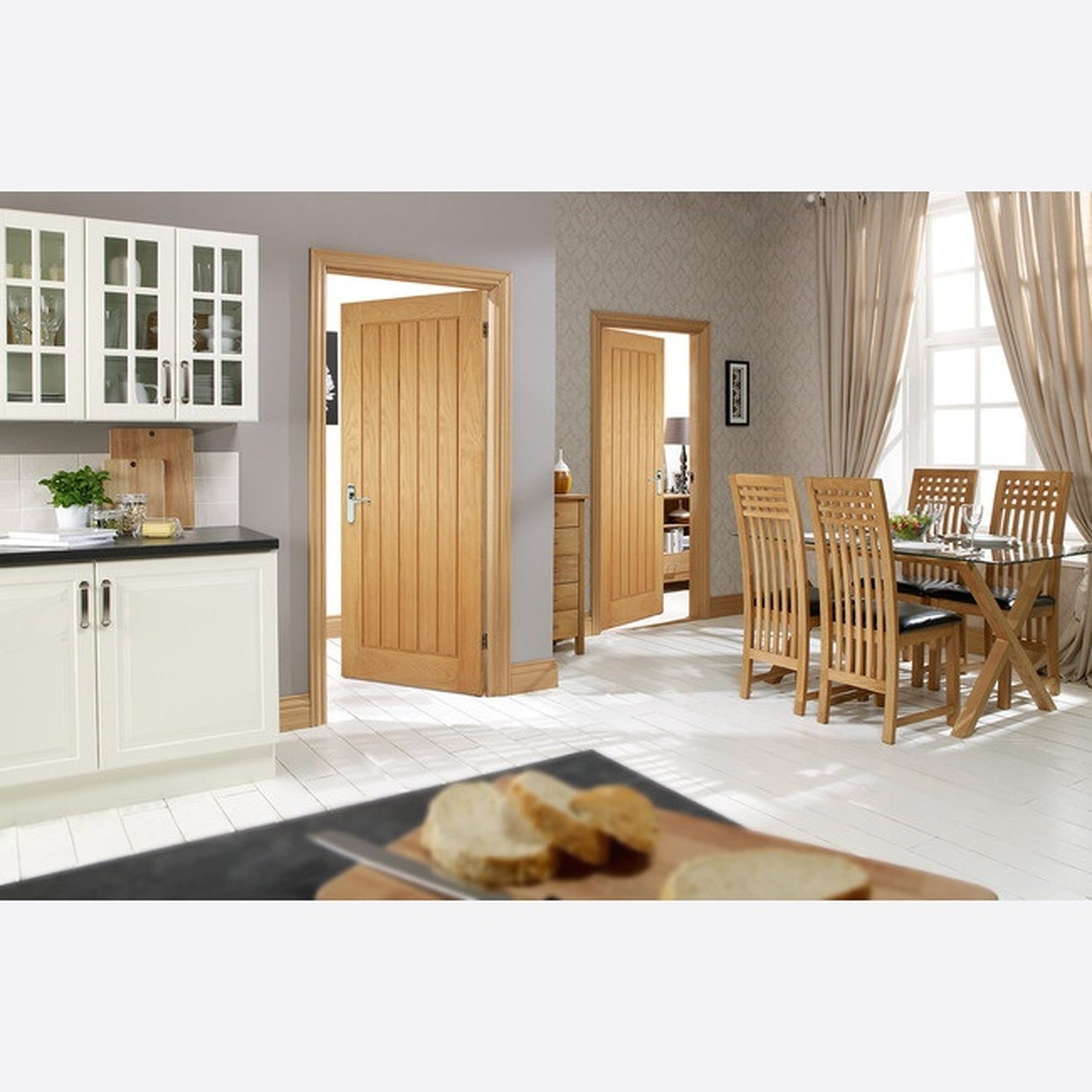 Mexicano Prefinished Engineered Oak Door - Lifestyle Image 1