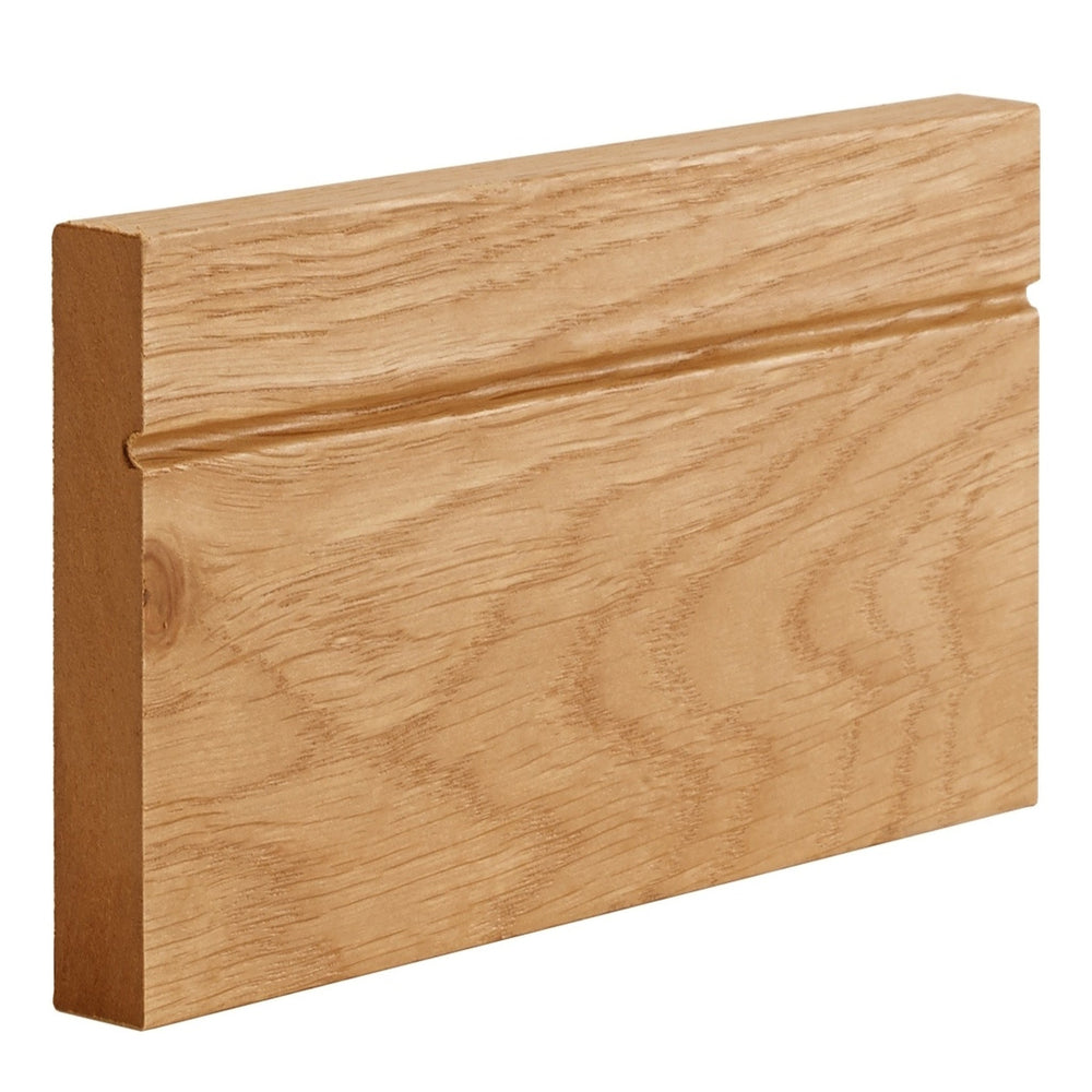 Product oak veneered shaker architrave set profile close-up